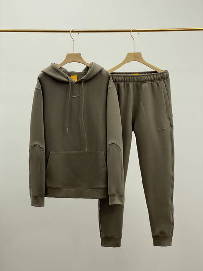 Conjunto Nike x Nocta A.W.R - Colores