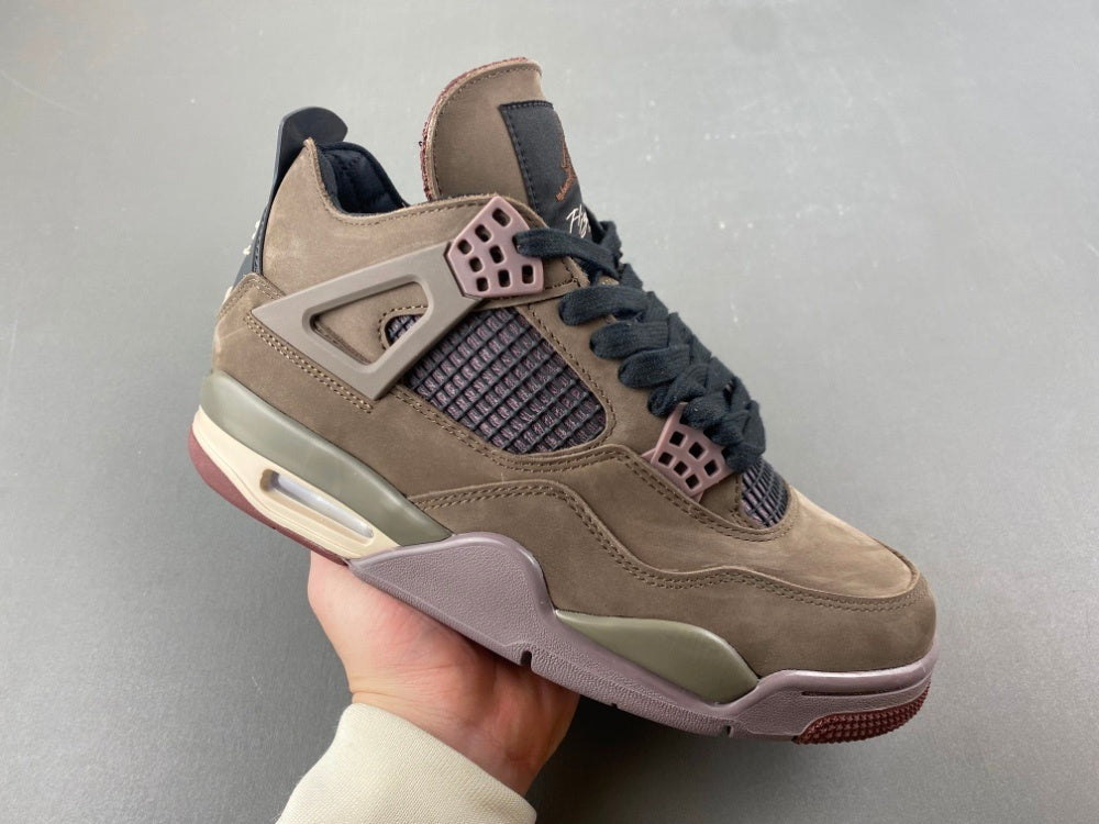 Jordan Retro 4 "Dark Mocha"