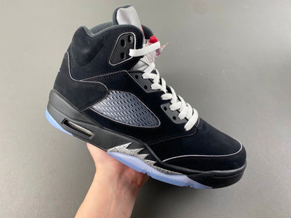 Air Jordan Retro 5 "Black Metallic"