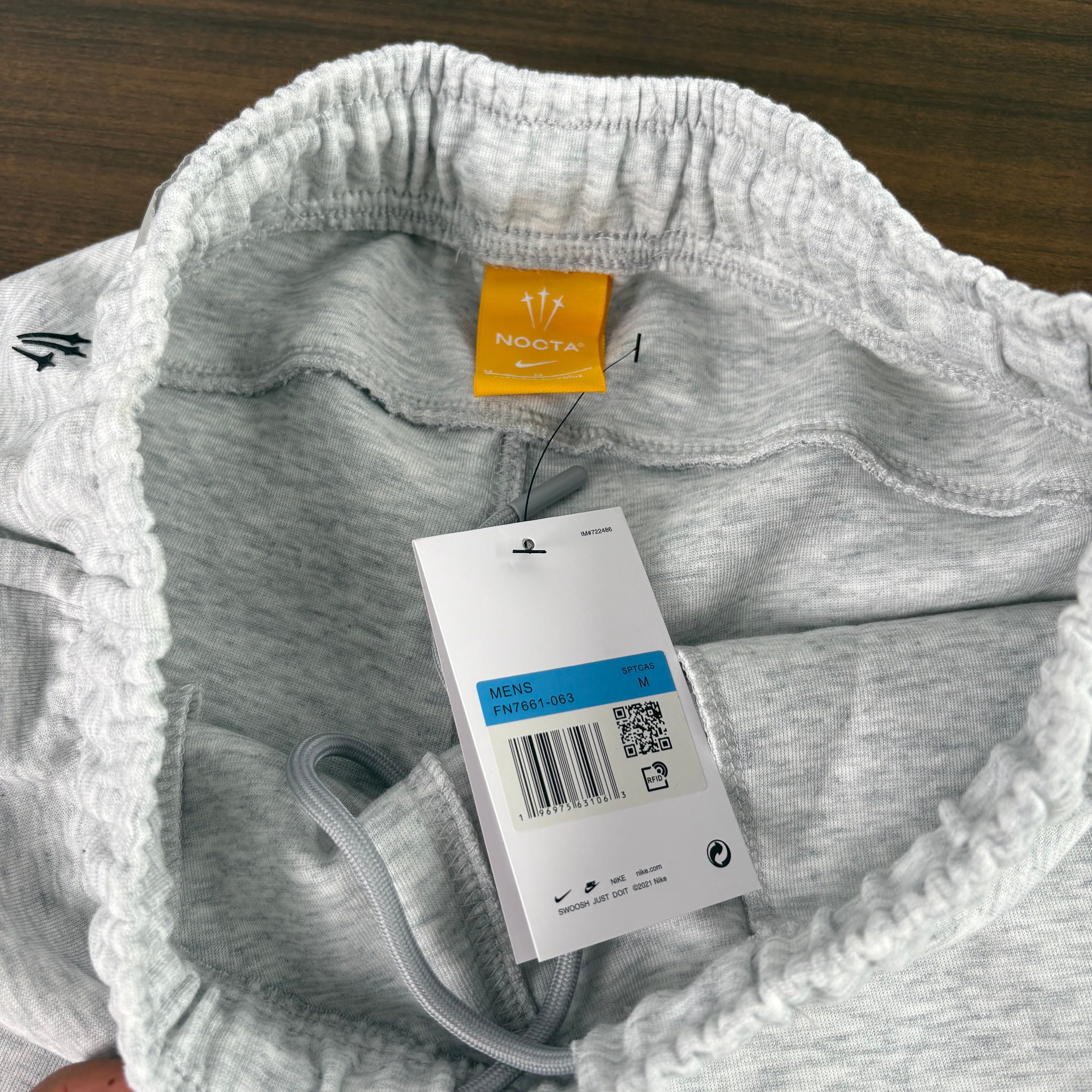 Conjunto Nike x Nocta A.W.R - Colores