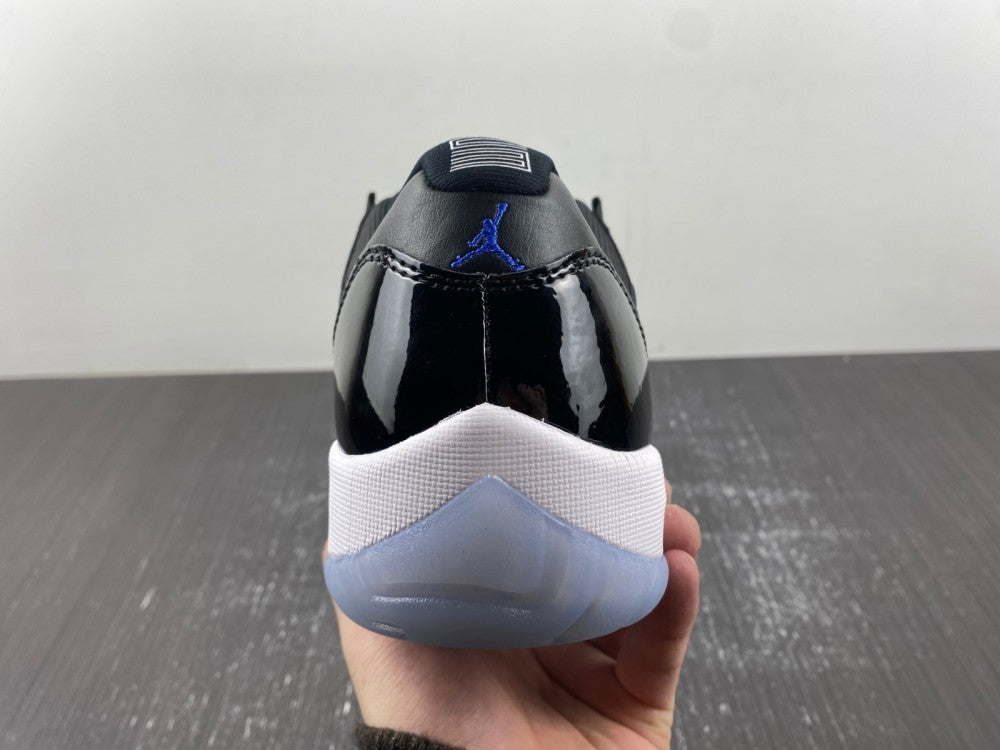 Air Jordan 11 Low