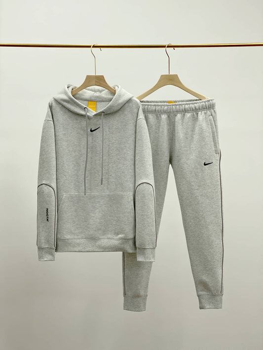 Conjunto Nike x Nocta A.W.R - Colores