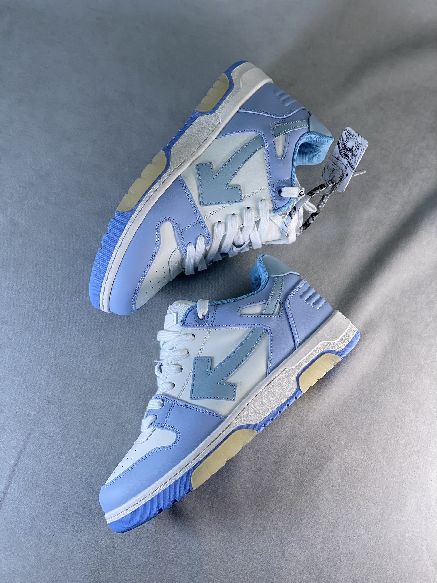 OFF-WHITE Out of Office