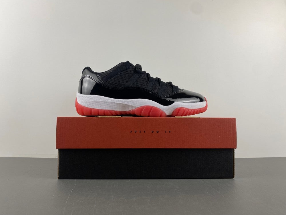 Air Jordan 11 Low "Bred"