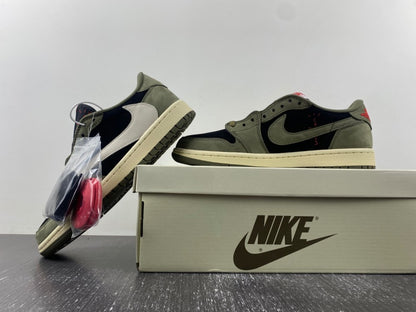 Travis Scott x Air Jordan 1 Low