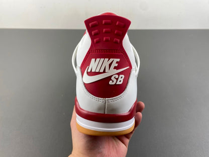 Jordan Retro 4 SB "Varsity Red"