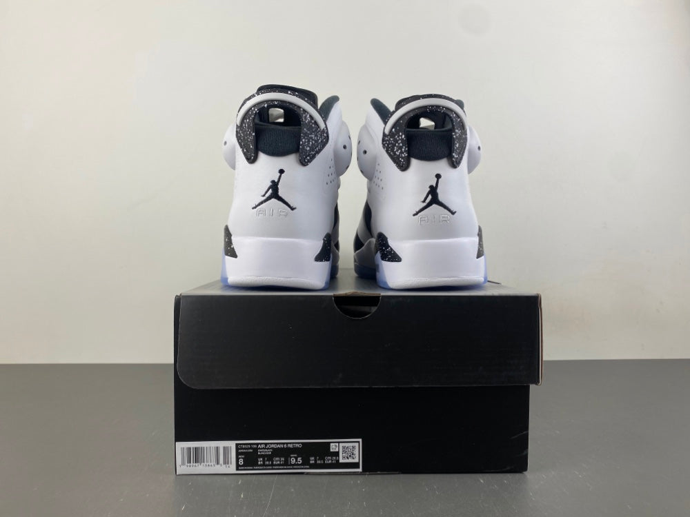 Air Jordan Retro 6 "Oreo"
