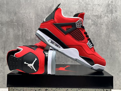 Jordan Retro 4 "Bred"