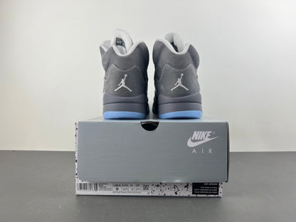 Air Jordan Retro 5 "Wolf Grey"