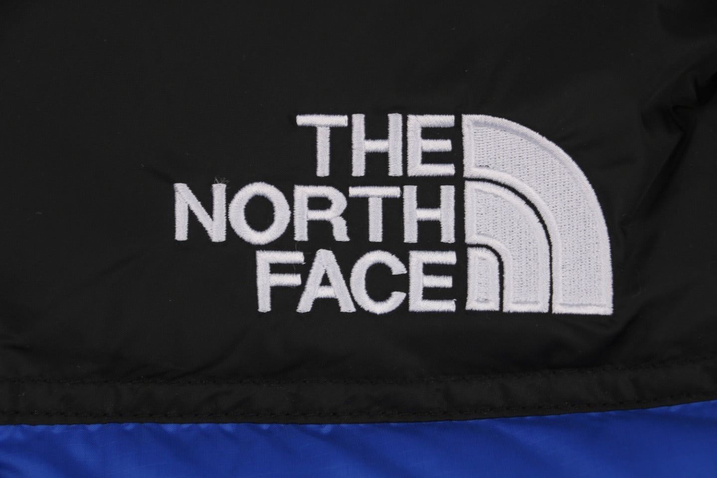 Chaqueta TNF Retro Nuptse 1996