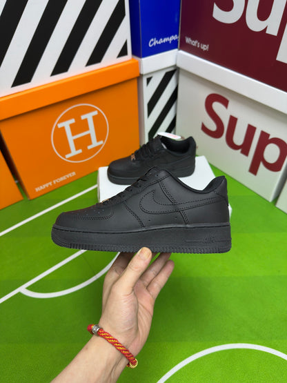 Nike Air Force 1 Low
