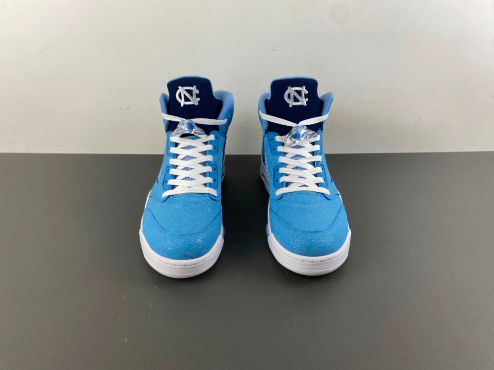 Air Jordan Retro 5 "North Carolina"
