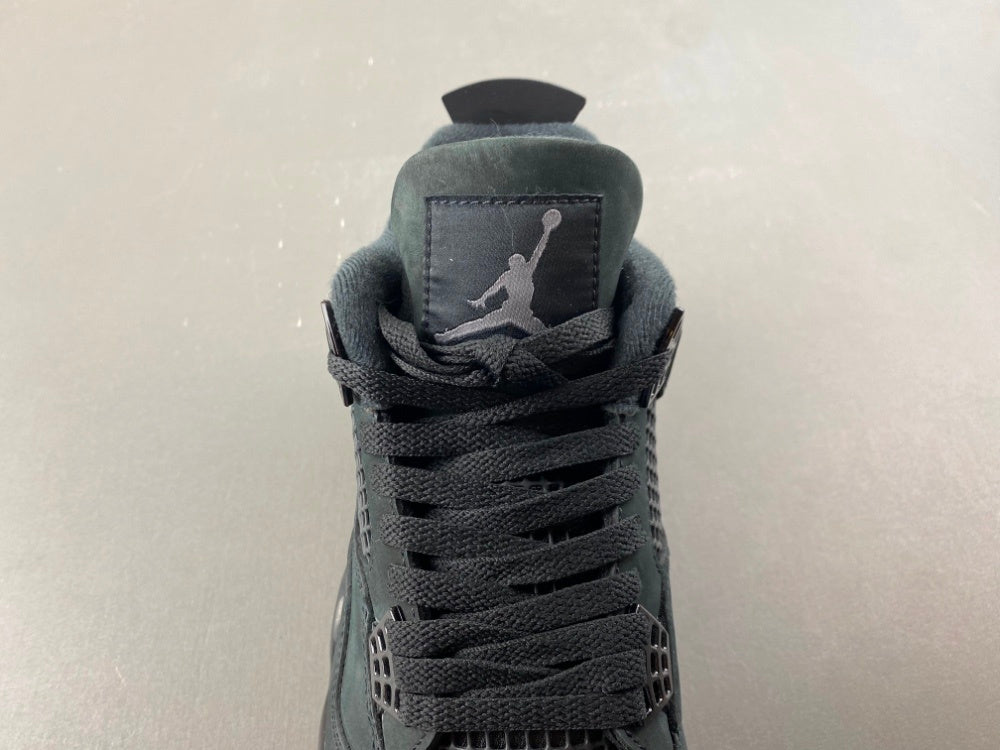 Jordan Retro 4 "Black Cat"