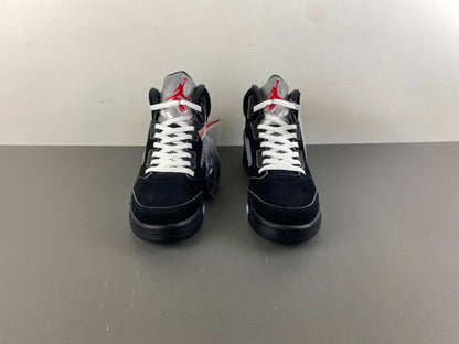Air Jordan Retro 5 "Black Metallic"