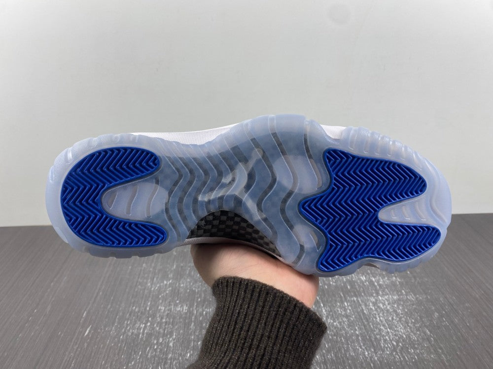 Air Jordan 11 Low