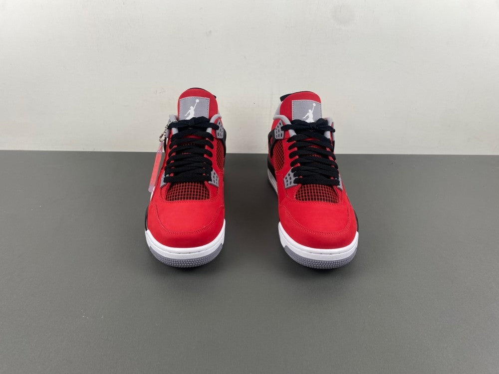 Jordan Retro 4 "Toro Bravo"