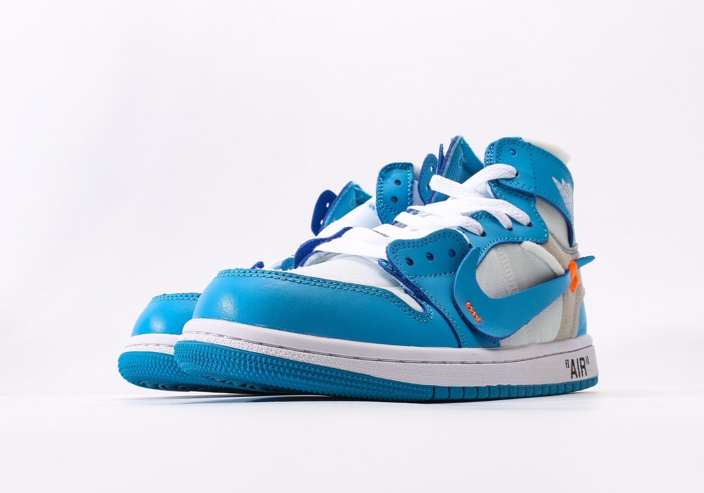 Air Jordan 1 Retro High x Off White