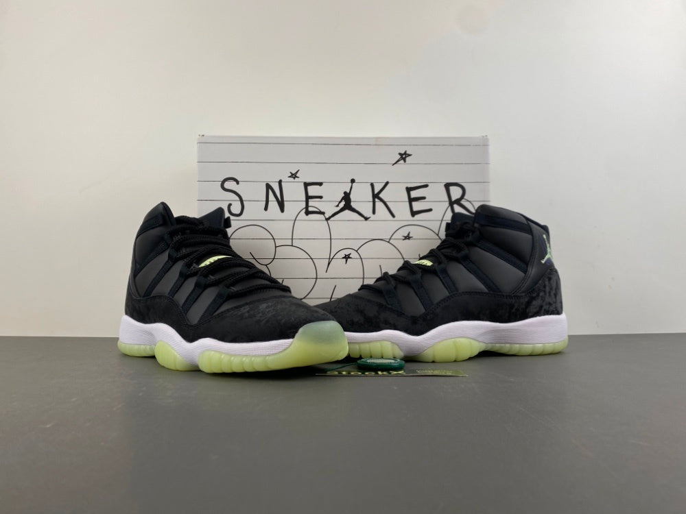 Air Jordan Retro 11 "Grand Finale"