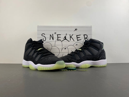 Air Jordan Retro 11 "Grand Finale"