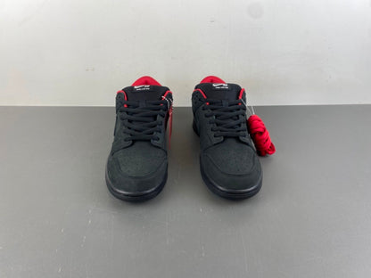 Nike Dunk Low SB x Supreme