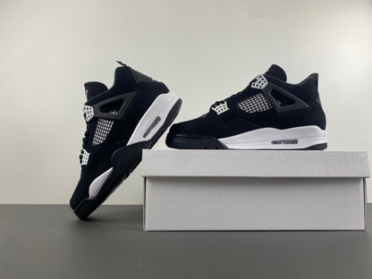 Jordan Retro 4 "White Thunder"