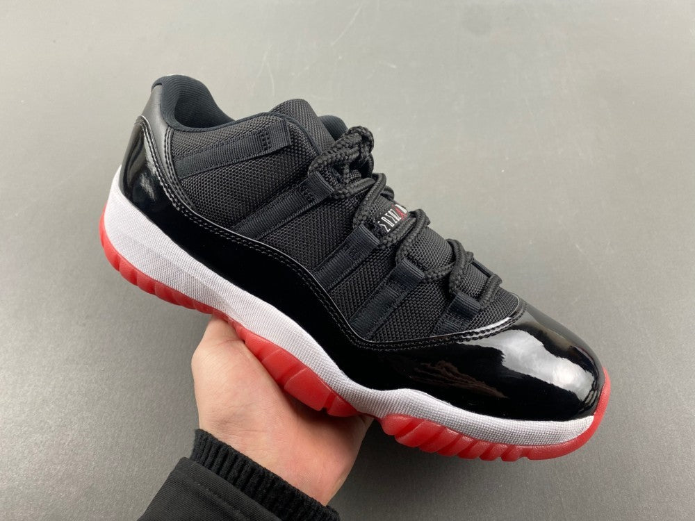 Air Jordan 11 Low "Bred"