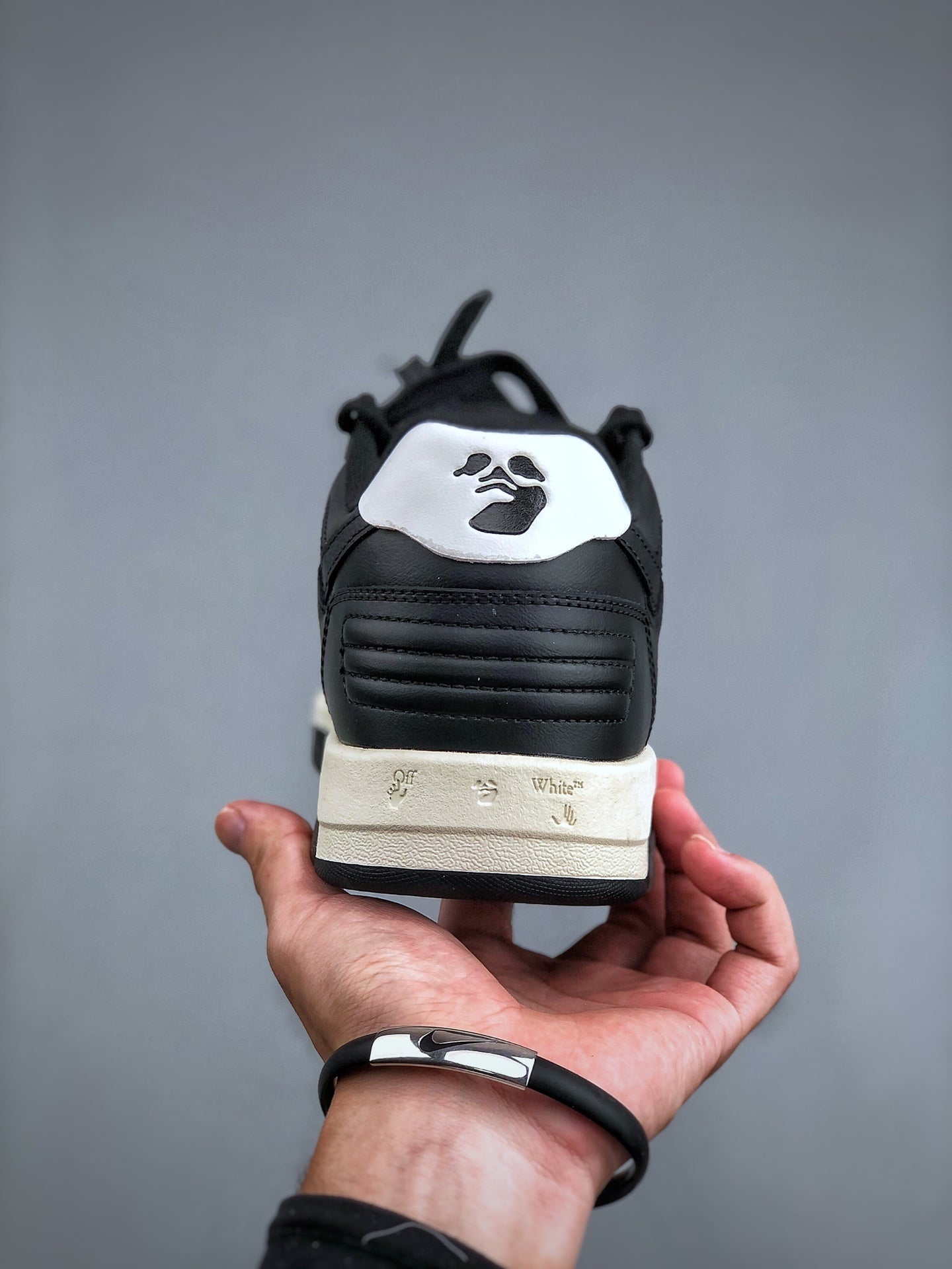 OFF-WHITE Out of Office